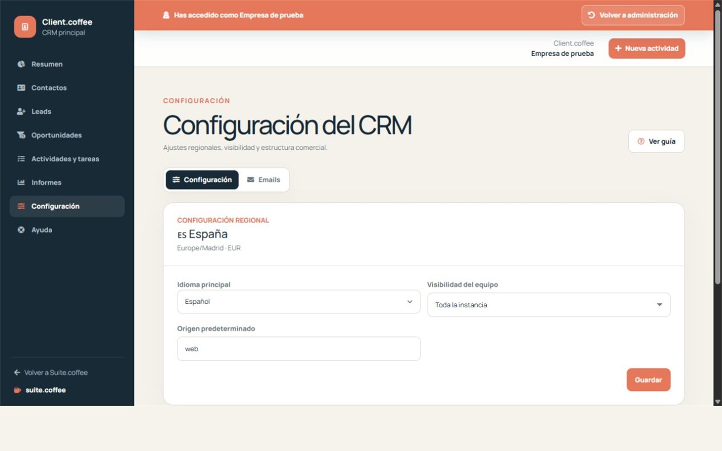 Configuración de Client con idioma, visibilidad, origen y pipelines comerciales.